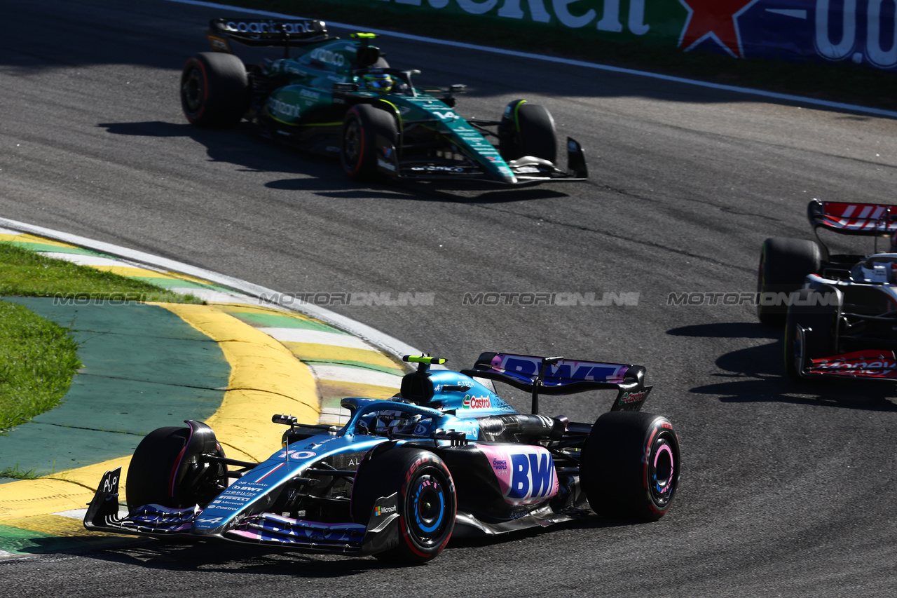GP BRASILE, Pierre Gasly (FRA) Alpine F1 Team A523.

04.11.2023. Formula 1 World Championship, Rd 21, Brazilian Grand Prix, Sao Paulo, Brazil, Sprint Day.

- www.xpbimages.com, EMail: requests@xpbimages.com © Copyright: Batchelor / XPB Images