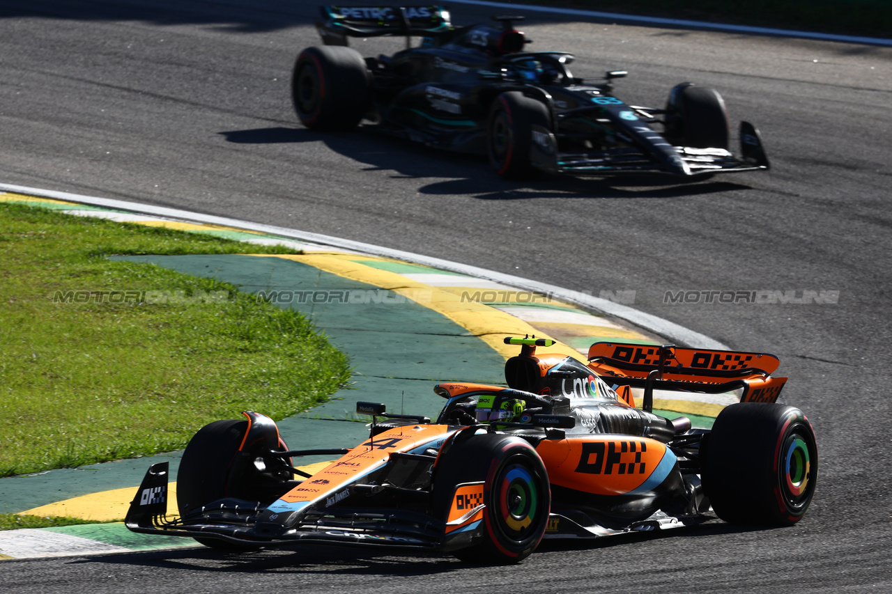 GP BRASILE, Lando Norris (GBR) McLaren MCL60.

04.11.2023. Formula 1 World Championship, Rd 21, Brazilian Grand Prix, Sao Paulo, Brazil, Sprint Day.

- www.xpbimages.com, EMail: requests@xpbimages.com © Copyright: Batchelor / XPB Images