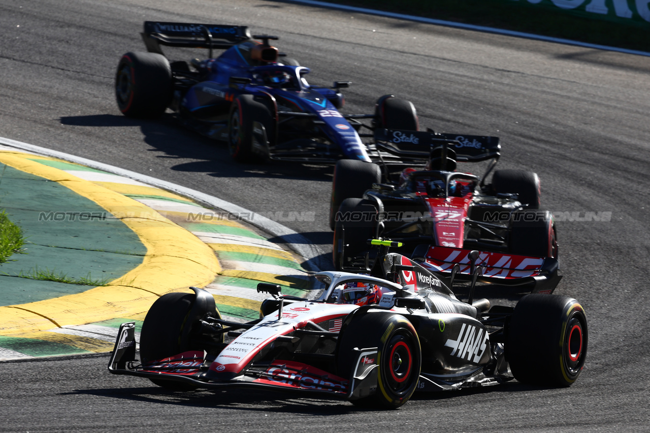 GP BRASILE, Nico Hulkenberg (GER) Haas VF-23.

04.11.2023. Formula 1 World Championship, Rd 21, Brazilian Grand Prix, Sao Paulo, Brazil, Sprint Day.

- www.xpbimages.com, EMail: requests@xpbimages.com © Copyright: Batchelor / XPB Images