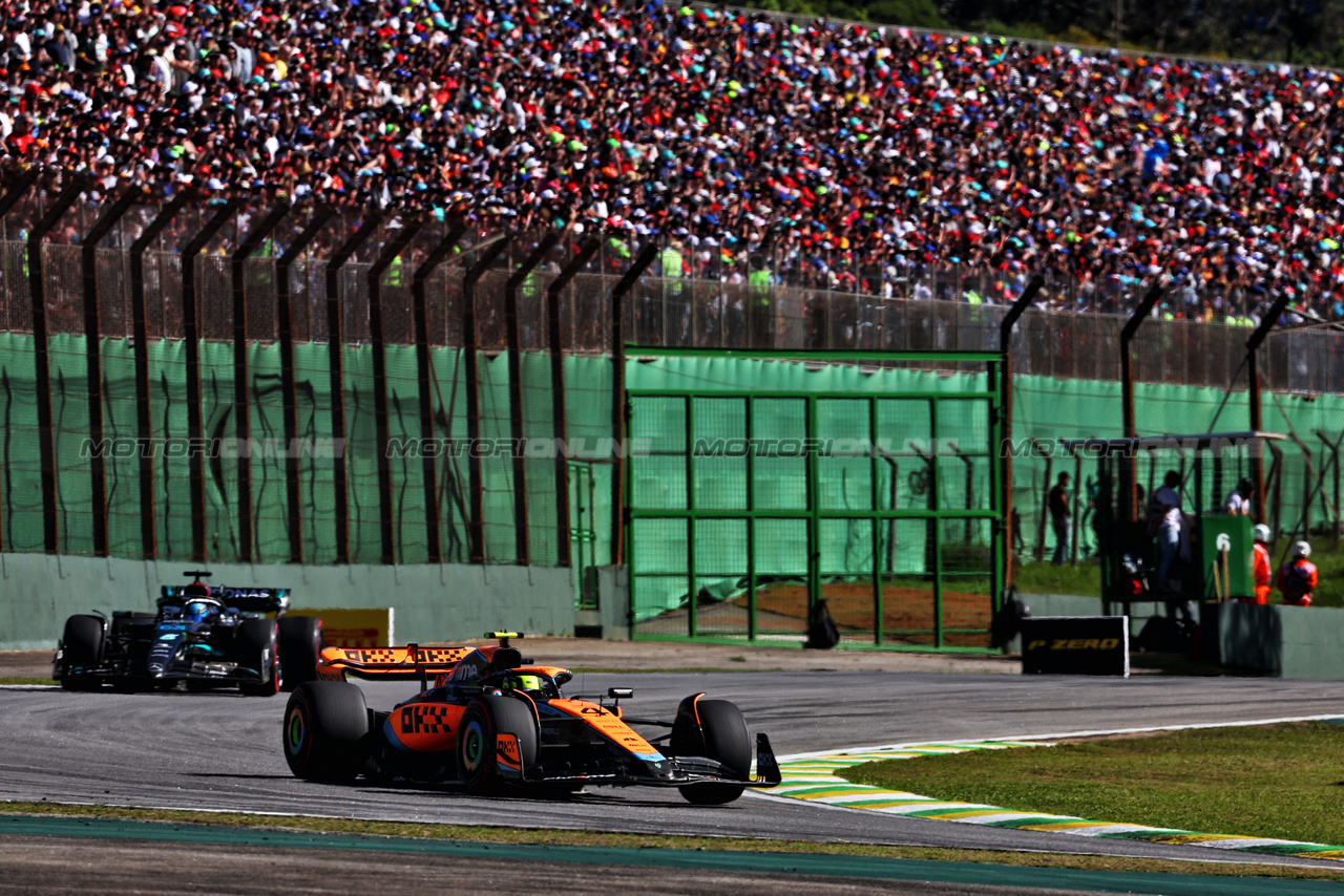 GP BRASILE, Lando Norris (GBR) McLaren MCL60.

04.11.2023. Formula 1 World Championship, Rd 21, Brazilian Grand Prix, Sao Paulo, Brazil, Sprint Day.

 - www.xpbimages.com, EMail: requests@xpbimages.com © Copyright: Coates / XPB Images