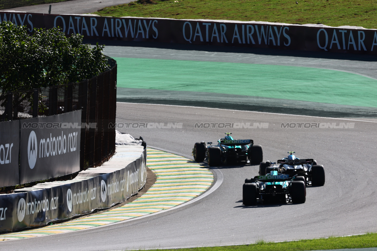GP BRASILE, Fernando Alonso (ESP) Aston Martin F1 Team AMR23 davanti a Pierre Gasly (FRA) Alpine F1 Team A523 e Lance Stroll (CDN) Aston Martin F1 Team AMR23.

04.11.2023. Formula 1 World Championship, Rd 21, Brazilian Grand Prix, Sao Paulo, Brazil, Sprint Day.

 - www.xpbimages.com, EMail: requests@xpbimages.com © Copyright: Coates / XPB Images