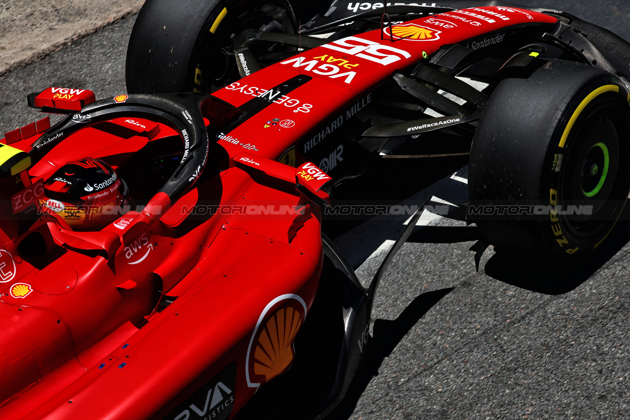 GP BRASILE, Carlos Sainz Jr (ESP) Ferrari SF-23.

04.11.2023. Formula 1 World Championship, Rd 21, Brazilian Grand Prix, Sao Paulo, Brazil, Sprint Day.

- www.xpbimages.com, EMail: requests@xpbimages.com © Copyright: Batchelor / XPB Images
