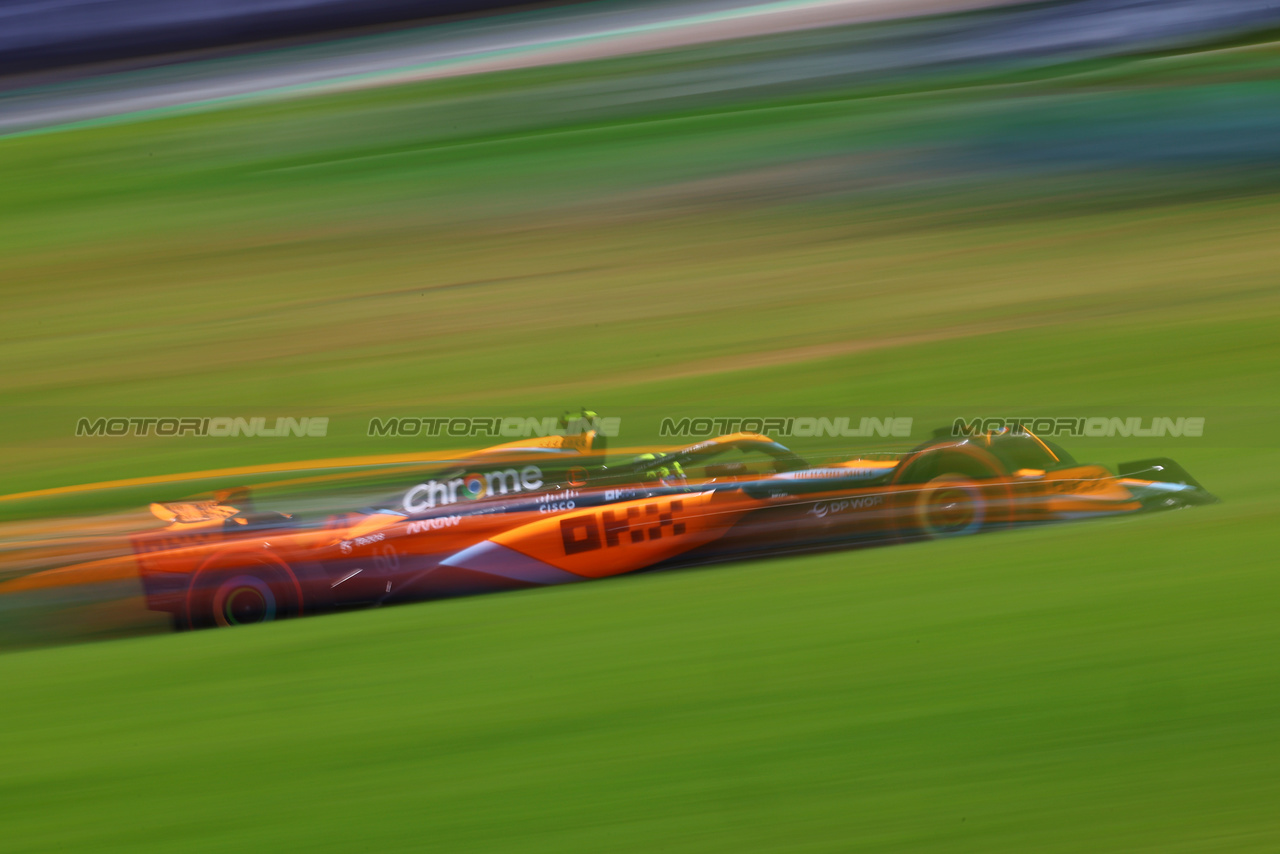 GP BRASILE, Lando Norris (GBR) McLaren MCL60.

04.11.2023. Formula 1 World Championship, Rd 21, Brazilian Grand Prix, Sao Paulo, Brazil, Sprint Day.

- www.xpbimages.com, EMail: requests@xpbimages.com © Copyright: XPB Images