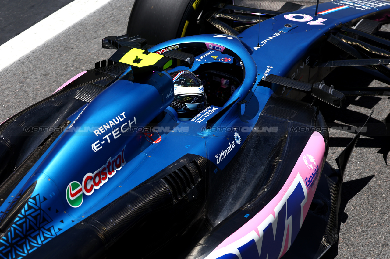 GP BRASILE, Pierre Gasly (FRA) Alpine F1 Team A523.

04.11.2023. Formula 1 World Championship, Rd 21, Brazilian Grand Prix, Sao Paulo, Brazil, Sprint Day.

- www.xpbimages.com, EMail: requests@xpbimages.com © Copyright: Batchelor / XPB Images