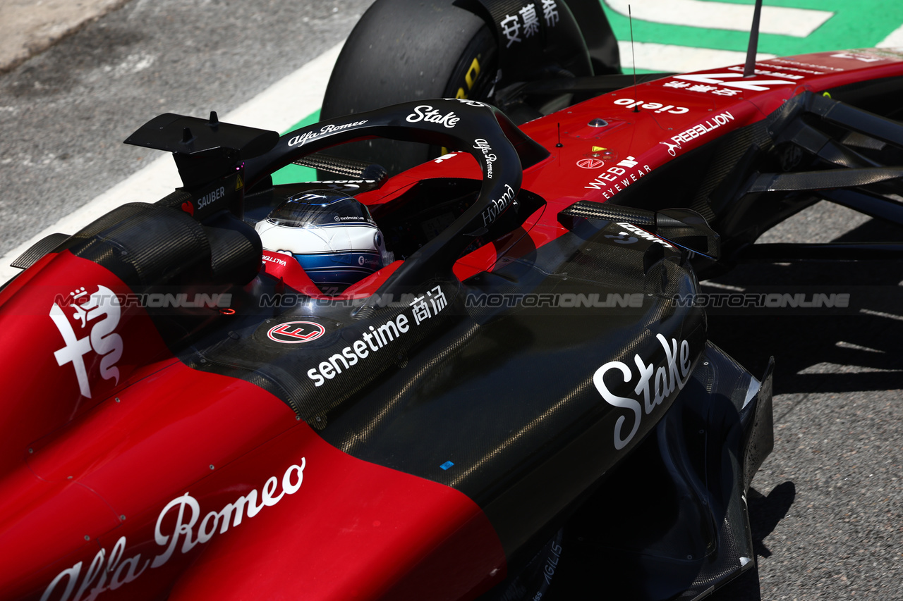 GP BRASILE, Valtteri Bottas (FIN) Alfa Romeo F1 Team C43.

04.11.2023. Formula 1 World Championship, Rd 21, Brazilian Grand Prix, Sao Paulo, Brazil, Sprint Day.

- www.xpbimages.com, EMail: requests@xpbimages.com © Copyright: Batchelor / XPB Images