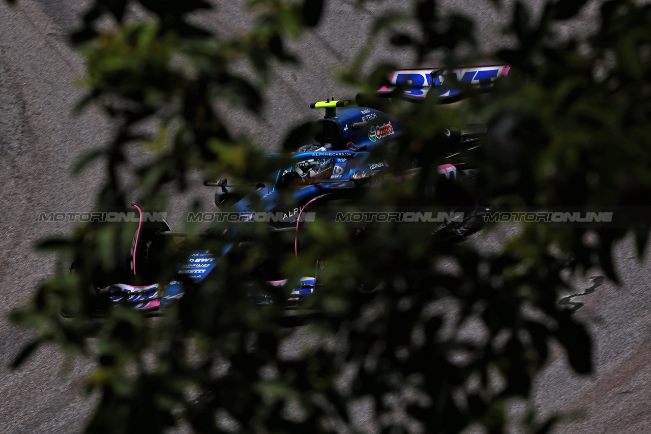 GP BRASILE, Pierre Gasly (FRA) Alpine F1 Team A523.

03.11.2023. Formula 1 World Championship, Rd 21, Brazilian Grand Prix, Sao Paulo, Brazil, Qualifiche Day.

- www.xpbimages.com, EMail: requests@xpbimages.com © Copyright: Charniaux / XPB Images