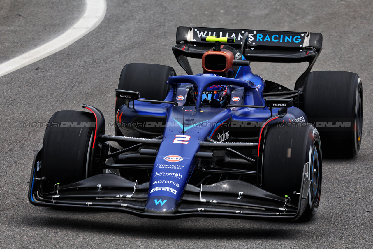GP BRASILE, Logan Sargeant (USA) Williams Racing FW45.

03.11.2023. Formula 1 World Championship, Rd 21, Brazilian Grand Prix, Sao Paulo, Brazil, Qualifiche Day.

- www.xpbimages.com, EMail: requests@xpbimages.com © Copyright: Batchelor / XPB Images