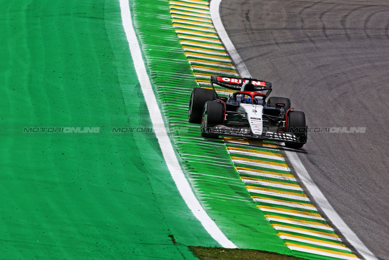 GP BRASILE, Daniel Ricciardo (AUS) AlphaTauri AT04.

03.11.2023. Formula 1 World Championship, Rd 21, Brazilian Grand Prix, Sao Paulo, Brazil, Qualifiche Day.

 - www.xpbimages.com, EMail: requests@xpbimages.com © Copyright: Coates / XPB Images