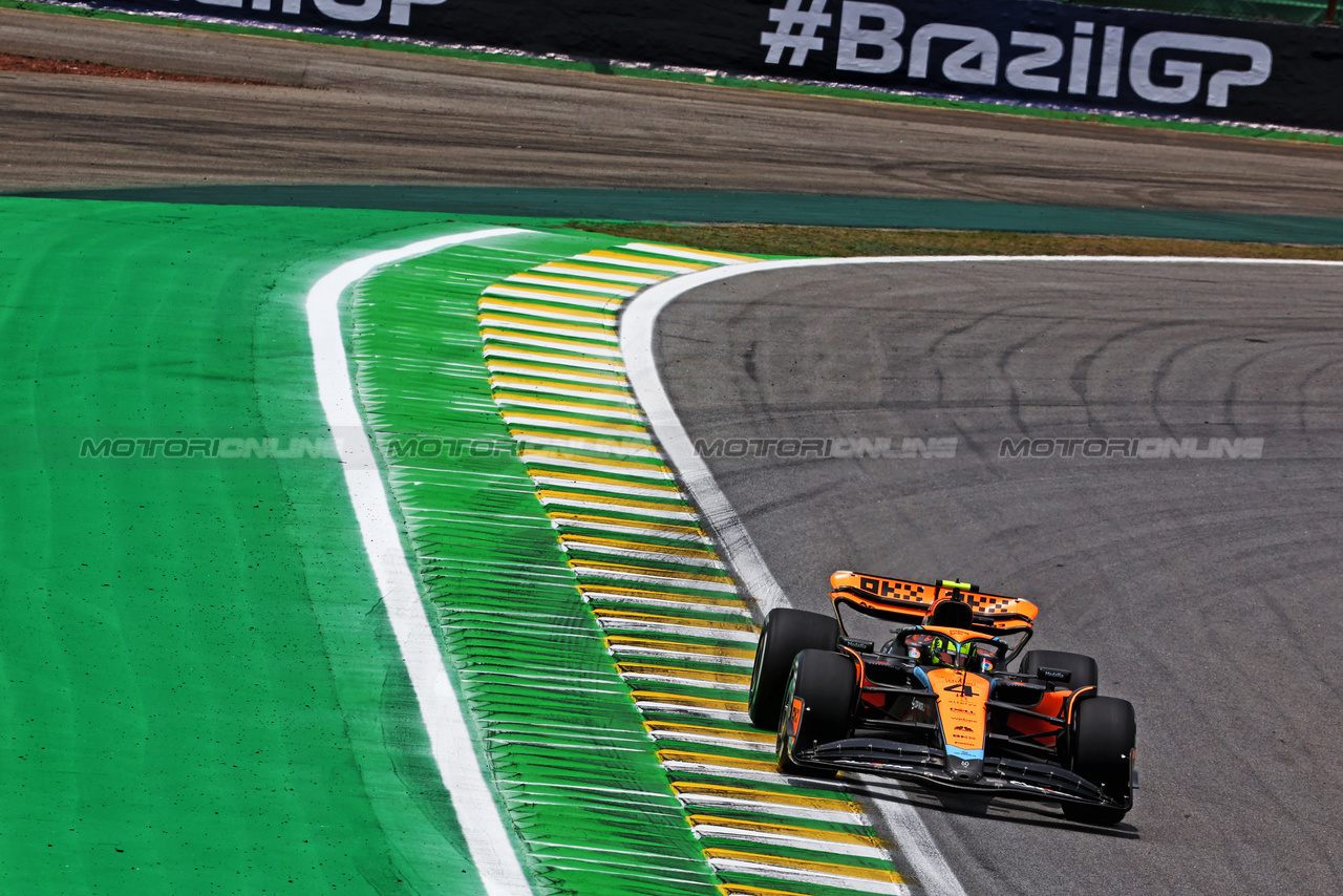 GP BRASILE, Lando Norris (GBR) McLaren MCL60.

03.11.2023. Formula 1 World Championship, Rd 21, Brazilian Grand Prix, Sao Paulo, Brazil, Qualifiche Day.

 - www.xpbimages.com, EMail: requests@xpbimages.com © Copyright: Coates / XPB Images
