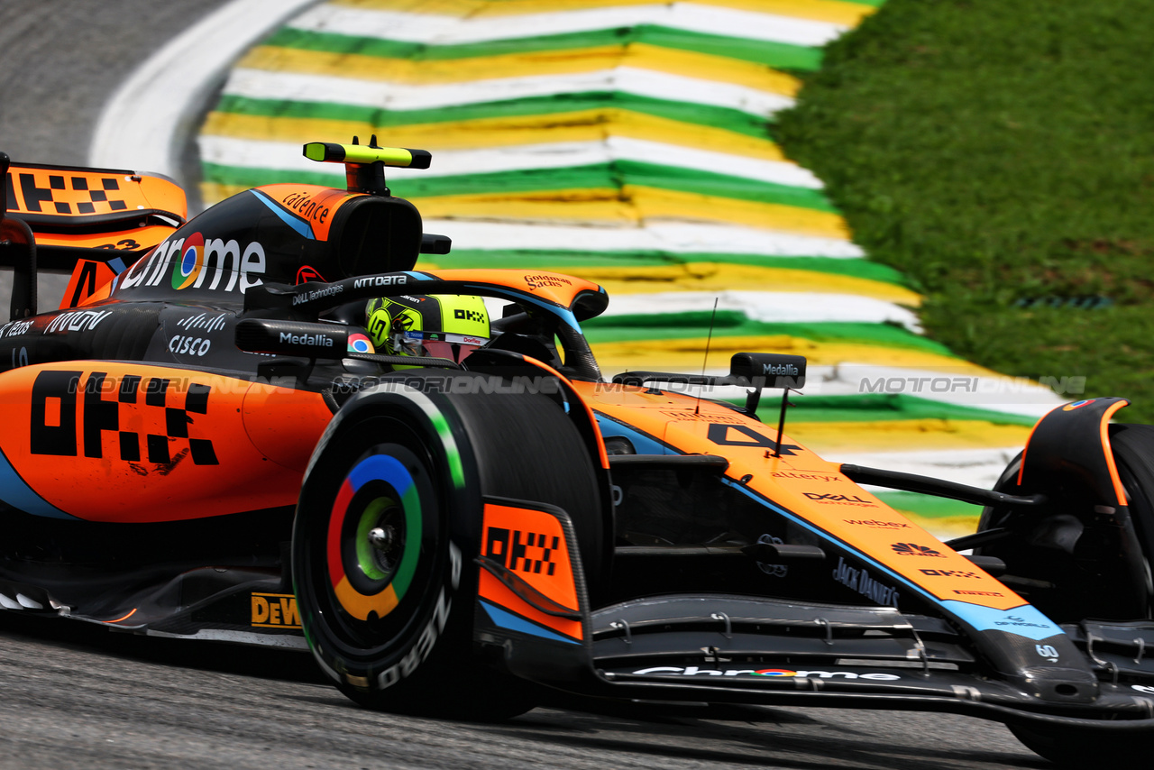 GP BRASILE, Lando Norris (GBR) McLaren MCL60.

03.11.2023. Formula 1 World Championship, Rd 21, Brazilian Grand Prix, Sao Paulo, Brazil, Qualifiche Day.

 - www.xpbimages.com, EMail: requests@xpbimages.com © Copyright: Coates / XPB Images