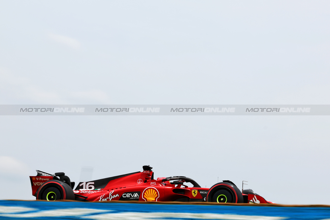 GP BRASILE, Charles Leclerc (MON) Ferrari SF-23.

03.11.2023. Formula 1 World Championship, Rd 21, Brazilian Grand Prix, Sao Paulo, Brazil, Qualifiche Day.

 - www.xpbimages.com, EMail: requests@xpbimages.com © Copyright: Coates / XPB Images