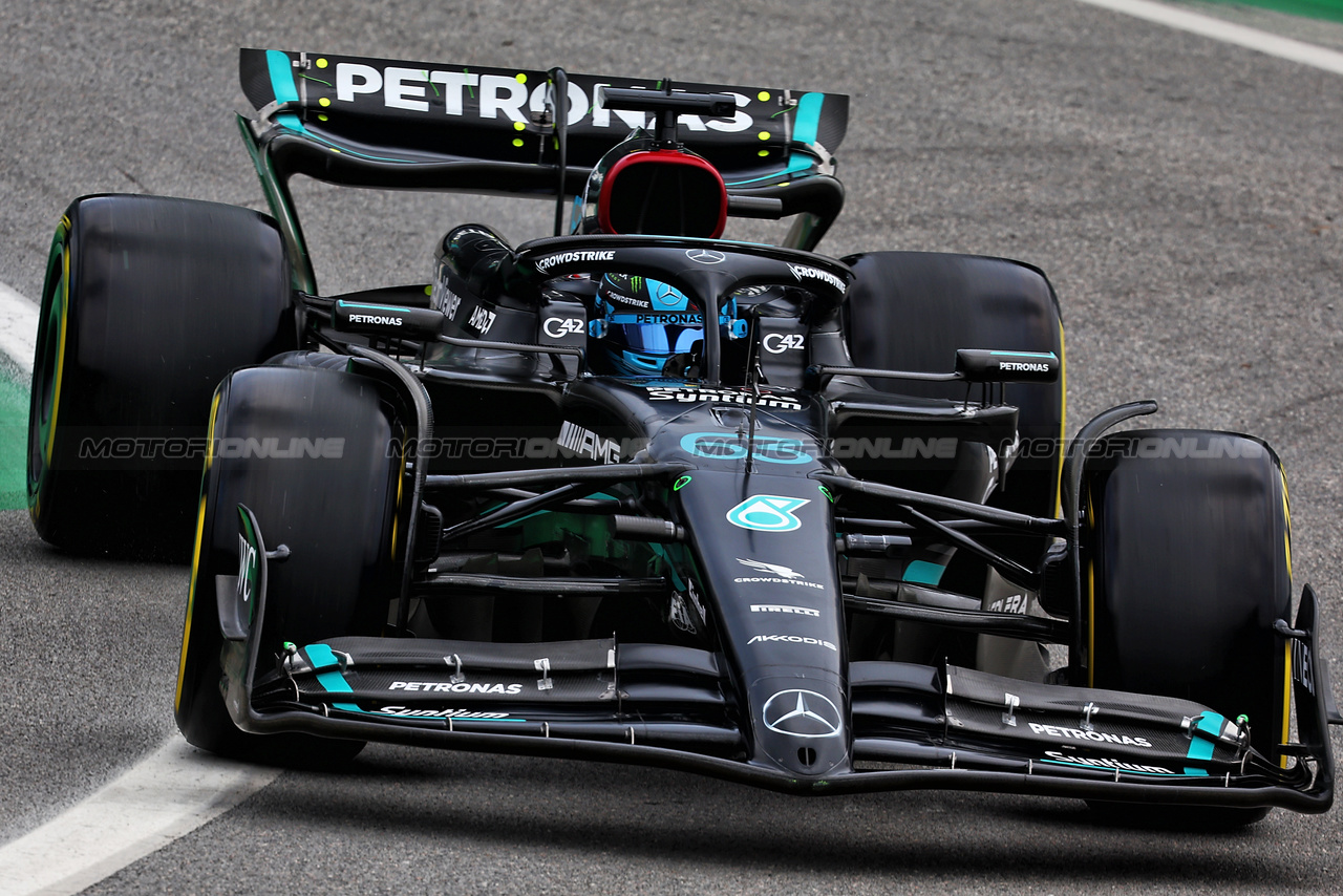 GP BRASILE, George Russell (GBR) Mercedes AMG F1 W14.

03.11.2023. Formula 1 World Championship, Rd 21, Brazilian Grand Prix, Sao Paulo, Brazil, Qualifiche Day.

- www.xpbimages.com, EMail: requests@xpbimages.com © Copyright: Batchelor / XPB Images