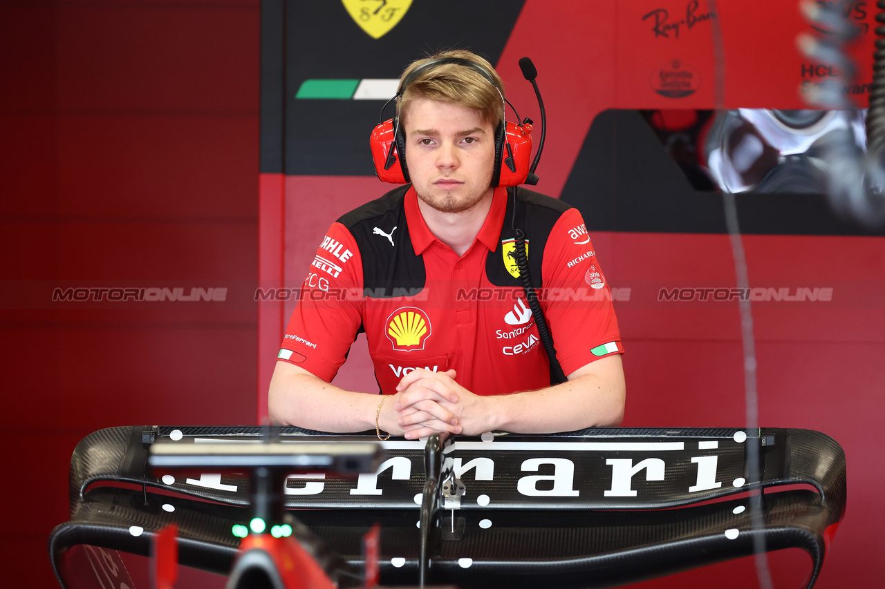 GP BRASILE, Robert Shwartzman (RUS) / (ISR) Ferrari Reserve Driver.

03.11.2023. Formula 1 World Championship, Rd 21, Brazilian Grand Prix, Sao Paulo, Brazil, Qualifiche Day.

- www.xpbimages.com, EMail: requests@xpbimages.com © Copyright: Batchelor / XPB Images