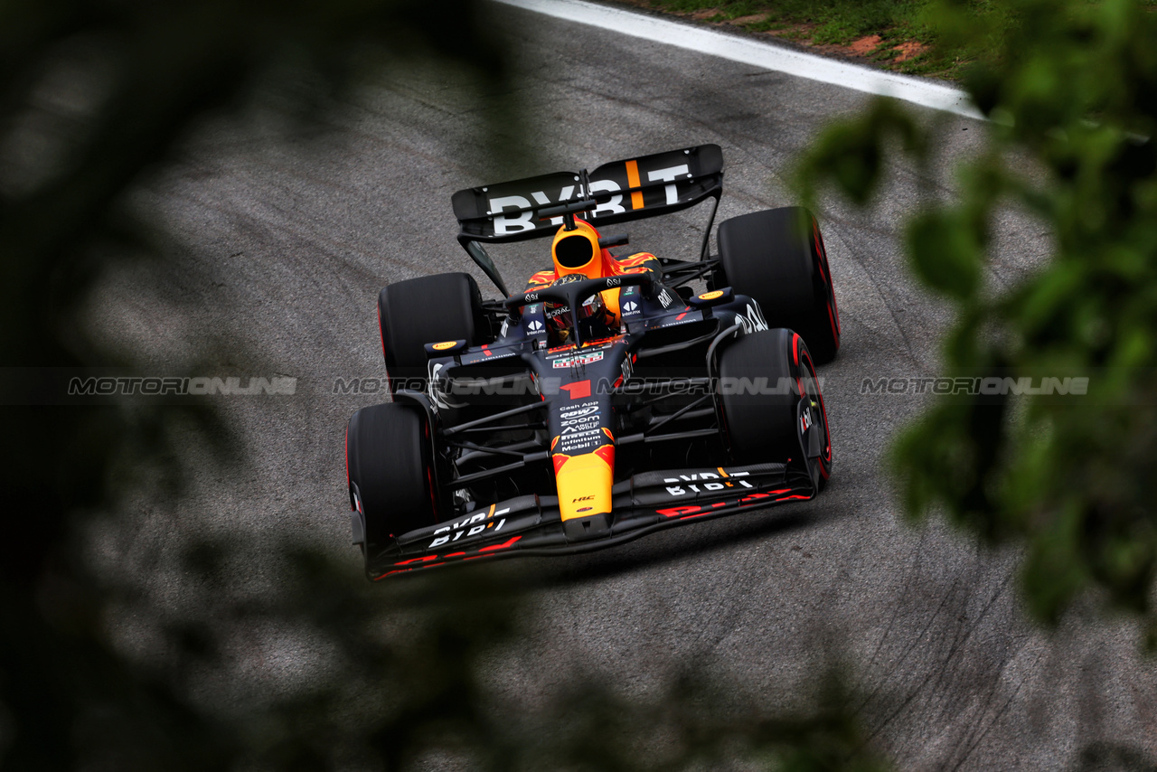 GP BRASILE, Max Verstappen (NLD) Red Bull Racing RB19.

03.11.2023. Formula 1 World Championship, Rd 21, Brazilian Grand Prix, Sao Paulo, Brazil, Qualifiche Day.

 - www.xpbimages.com, EMail: requests@xpbimages.com © Copyright: Coates / XPB Images