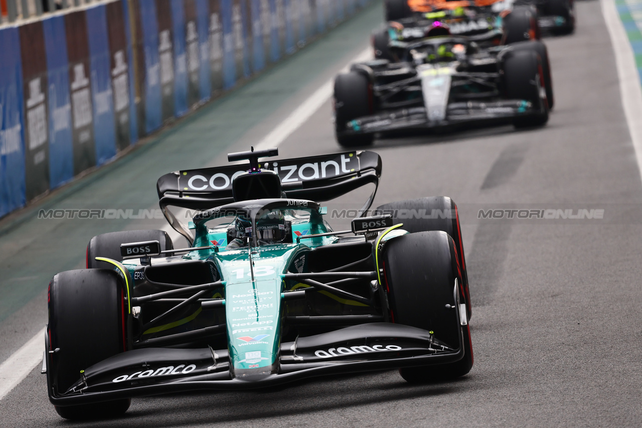 GP BRASILE, Lance Stroll (CDN) Aston Martin F1 Team AMR23 leaves the pits.

03.11.2023. Formula 1 World Championship, Rd 21, Brazilian Grand Prix, Sao Paulo, Brazil, Qualifiche Day.

- www.xpbimages.com, EMail: requests@xpbimages.com © Copyright: Batchelor / XPB Images