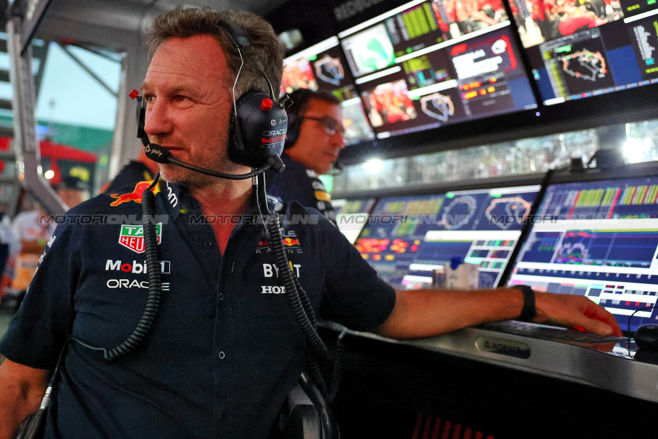 GP BRASILE, Christian Horner (GBR) Red Bull Racing Team Principal.

03.11.2023. Formula 1 World Championship, Rd 21, Brazilian Grand Prix, Sao Paulo, Brazil, Qualifiche Day.

- www.xpbimages.com, EMail: requests@xpbimages.com © Copyright: Batchelor / XPB Images