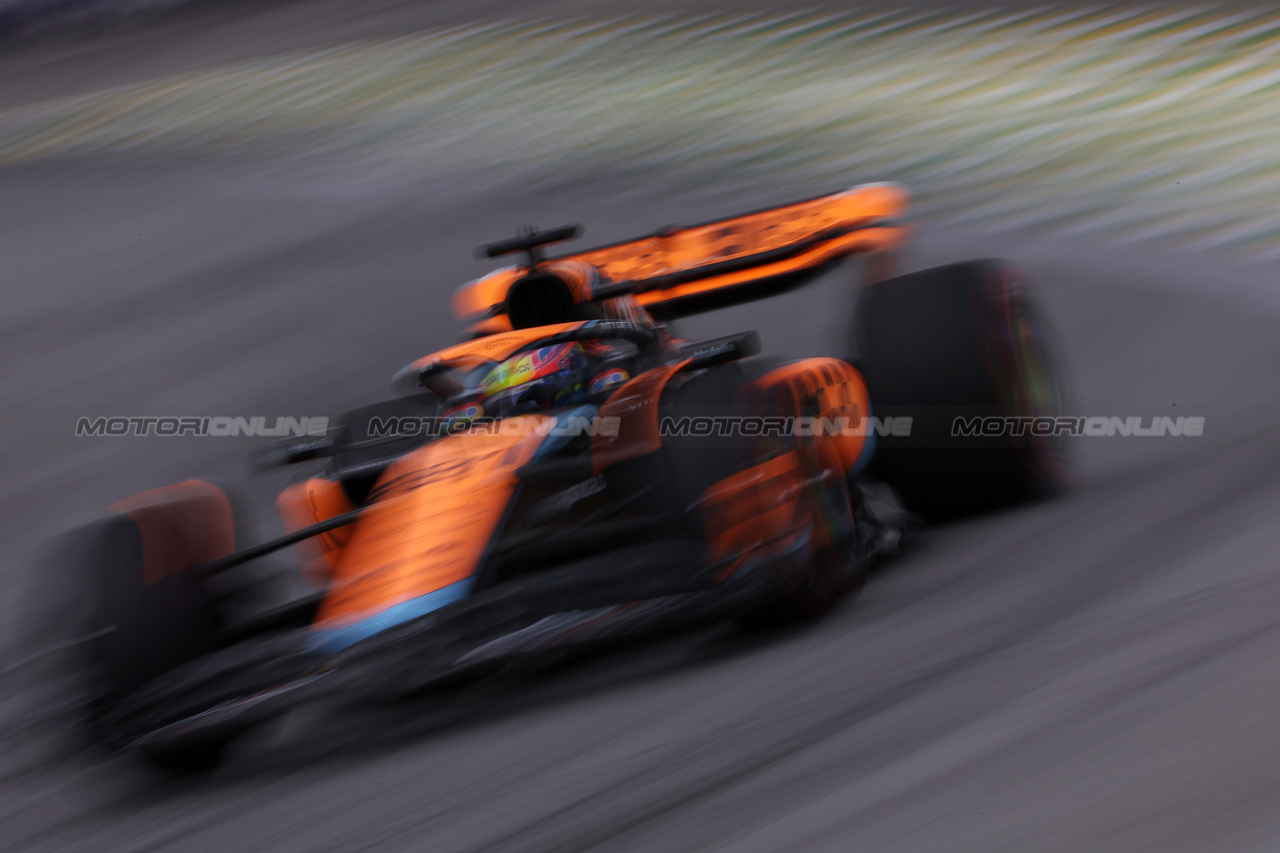 GP BRASILE, Oscar Piastri (AUS) McLaren MCL60.

03.11.2023. Formula 1 World Championship, Rd 21, Brazilian Grand Prix, Sao Paulo, Brazil, Qualifiche Day.

- www.xpbimages.com, EMail: requests@xpbimages.com © Copyright: Staley / XPB Images