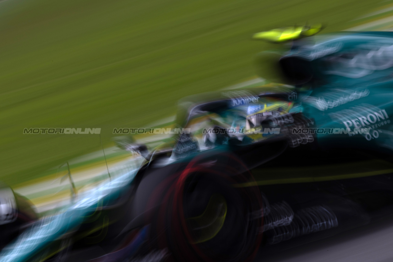 GP BRASILE, Fernando Alonso (ESP) Aston Martin F1 Team AMR23.

03.11.2023. Formula 1 World Championship, Rd 21, Brazilian Grand Prix, Sao Paulo, Brazil, Qualifiche Day.

- www.xpbimages.com, EMail: requests@xpbimages.com © Copyright: Staley / XPB Images