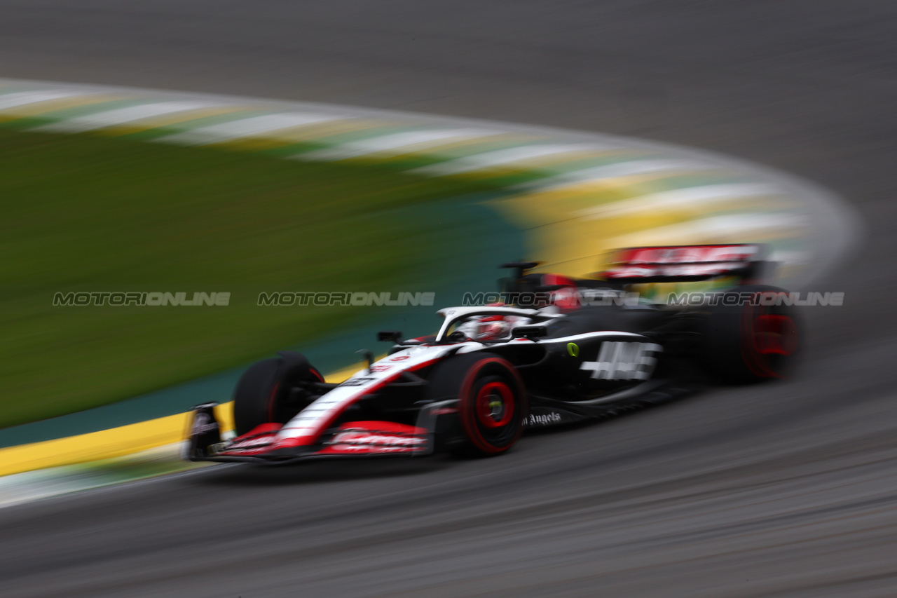 GP BRASILE, Kevin Magnussen (DEN) Haas VF-23.

03.11.2023. Formula 1 World Championship, Rd 21, Brazilian Grand Prix, Sao Paulo, Brazil, Qualifiche Day.

 - www.xpbimages.com, EMail: requests@xpbimages.com © Copyright: Coates / XPB Images