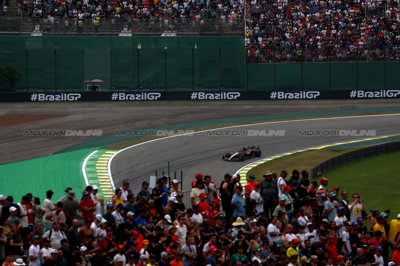 GP BRASILE, Valtteri Bottas (FIN) Alfa Romeo F1 Team C43.

03.11.2023. Formula 1 World Championship, Rd 21, Brazilian Grand Prix, Sao Paulo, Brazil, Qualifiche Day.

 - www.xpbimages.com, EMail: requests@xpbimages.com © Copyright: Coates / XPB Images