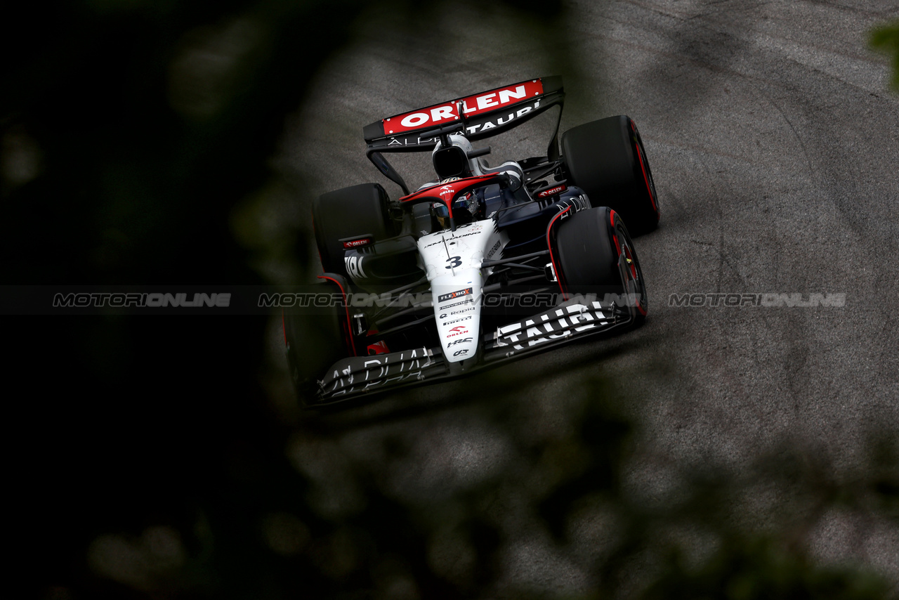 GP BRASILE, Daniel Ricciardo (AUS) AlphaTauri AT04.

03.11.2023. Formula 1 World Championship, Rd 21, Brazilian Grand Prix, Sao Paulo, Brazil, Qualifiche Day.

 - www.xpbimages.com, EMail: requests@xpbimages.com © Copyright: Coates / XPB Images