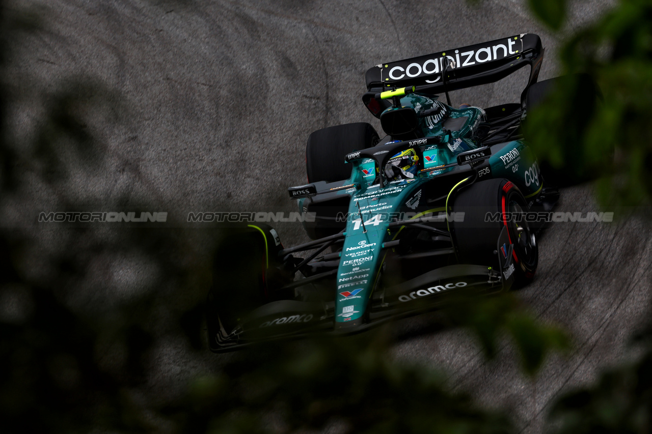 GP BRASILE, Fernando Alonso (ESP) Aston Martin F1 Team AMR23.

03.11.2023. Formula 1 World Championship, Rd 21, Brazilian Grand Prix, Sao Paulo, Brazil, Qualifiche Day.

 - www.xpbimages.com, EMail: requests@xpbimages.com © Copyright: Coates / XPB Images