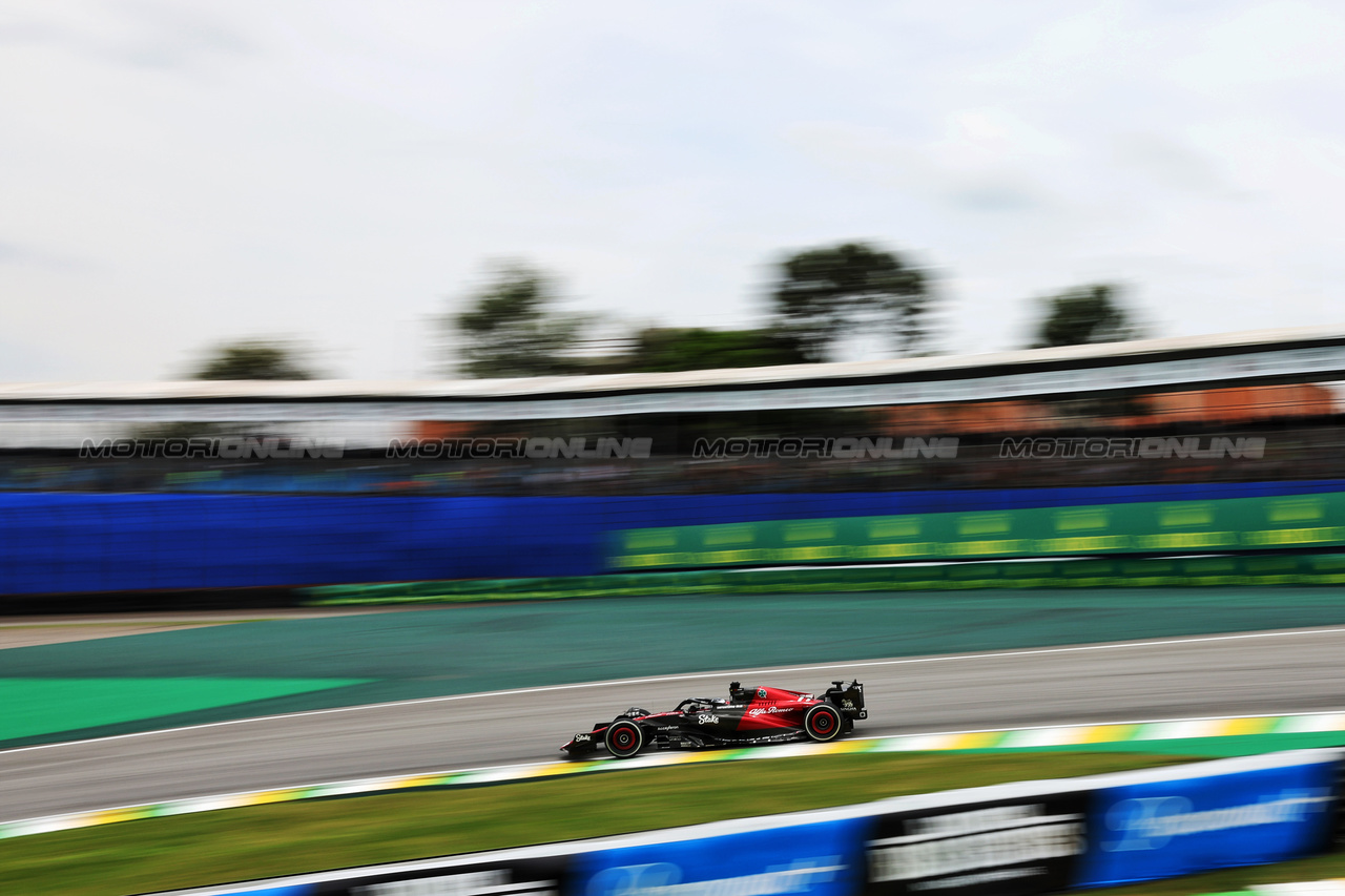 GP BRASILE, Valtteri Bottas (FIN) Alfa Romeo F1 Team C43.

03.11.2023. Formula 1 World Championship, Rd 21, Brazilian Grand Prix, Sao Paulo, Brazil, Qualifiche Day.

- www.xpbimages.com, EMail: requests@xpbimages.com © Copyright: Staley / XPB Images
