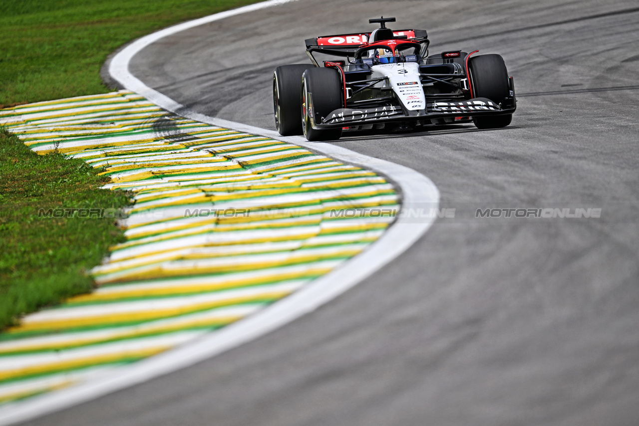 GP BRASILE, Daniel Ricciardo (AUS) AlphaTauri AT04.

03.11.2023. Formula 1 World Championship, Rd 21, Brazilian Grand Prix, Sao Paulo, Brazil, Qualifiche Day.

- www.xpbimages.com, EMail: requests@xpbimages.com © Copyright: Price / XPB Images