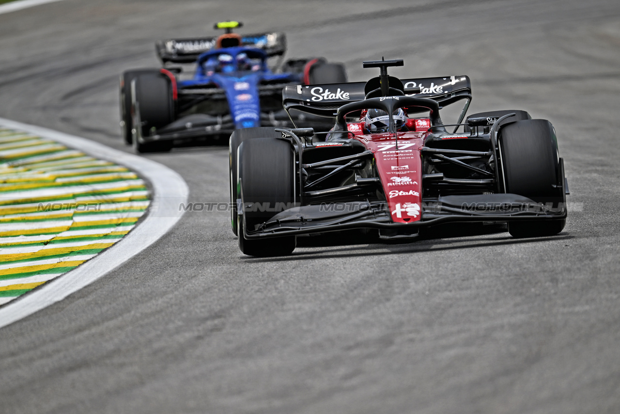 GP BRASILE, Valtteri Bottas (FIN) Alfa Romeo F1 Team C43.

03.11.2023. Formula 1 World Championship, Rd 21, Brazilian Grand Prix, Sao Paulo, Brazil, Qualifiche Day.

- www.xpbimages.com, EMail: requests@xpbimages.com © Copyright: Price / XPB Images