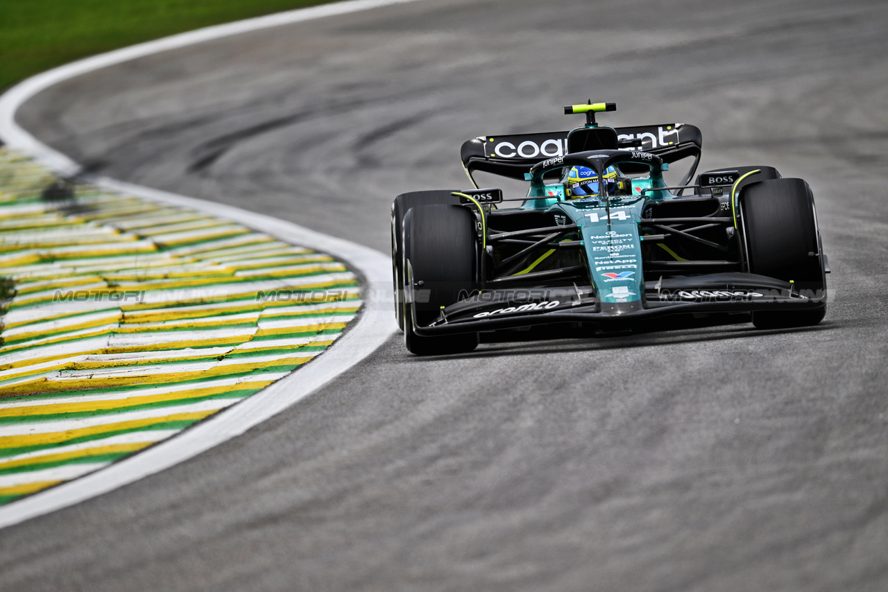 GP BRASILE, Fernando Alonso (ESP) Aston Martin F1 Team AMR23.

03.11.2023. Formula 1 World Championship, Rd 21, Brazilian Grand Prix, Sao Paulo, Brazil, Qualifiche Day.

- www.xpbimages.com, EMail: requests@xpbimages.com © Copyright: Price / XPB Images