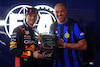 GP BRASILE, Max Verstappen (NLD) Red Bull Racing celebrates with the Pirelli Pole Position Award in parc ferme.
03.11.2023. Formula 1 World Championship, Rd 21, Brazilian Grand Prix, Sao Paulo, Brazil, Qualifiche Day.
- www.xpbimages.com, EMail: requests@xpbimages.com © Copyright: Batchelor / XPB Images