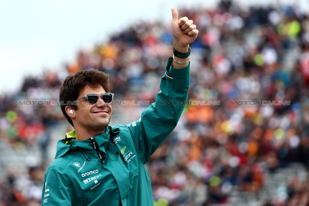 GP CANADA, Lance Stroll (CDN) Aston Martin F1 Team on the drivers' parade.

18.06.2023. Formula 1 World Championship, Rd 9, Canadian Grand Prix, Montreal, Canada, Gara Day.

 - www.xpbimages.com, EMail: requests@xpbimages.com © Copyright: Coates / XPB Images