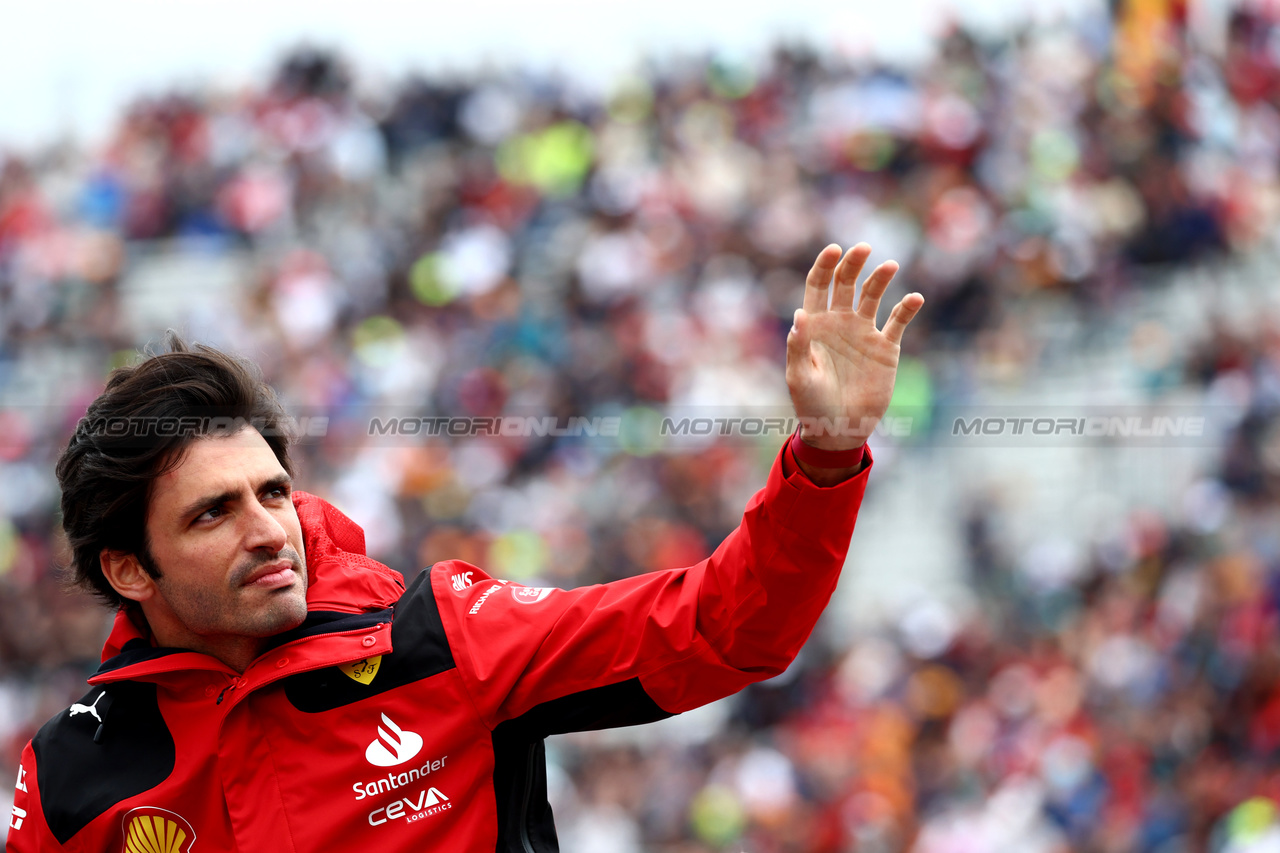 GP CANADA, Carlos Sainz Jr (ESP) Ferrari on the drivers' parade.

18.06.2023. Formula 1 World Championship, Rd 9, Canadian Grand Prix, Montreal, Canada, Gara Day.

 - www.xpbimages.com, EMail: requests@xpbimages.com © Copyright: Coates / XPB Images