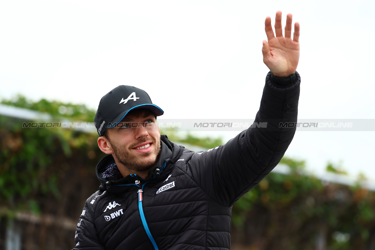 GP CANADA, Pierre Gasly (FRA) Alpine F1 Team on the drivers' parade.

18.06.2023. Formula 1 World Championship, Rd 9, Canadian Grand Prix, Montreal, Canada, Gara Day.

 - www.xpbimages.com, EMail: requests@xpbimages.com © Copyright: Coates / XPB Images