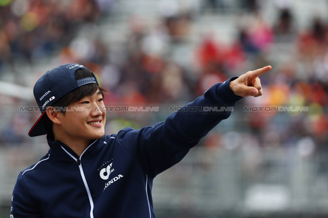 GP CANADA, Yuki Tsunoda (JPN) AlphaTauri on the drivers' parade.

18.06.2023. Formula 1 World Championship, Rd 9, Canadian Grand Prix, Montreal, Canada, Gara Day.

 - www.xpbimages.com, EMail: requests@xpbimages.com © Copyright: Coates / XPB Images