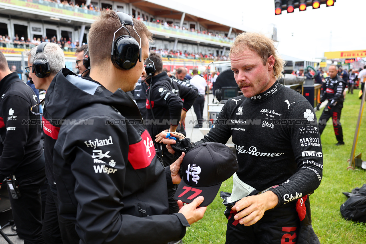 GP CANADA, Valtteri Bottas (FIN) Alfa Romeo F1 Team on the grid.

18.06.2023. Formula 1 World Championship, Rd 9, Canadian Grand Prix, Montreal, Canada, Gara Day.

- www.xpbimages.com, EMail: requests@xpbimages.com © Copyright: Batchelor / XPB Images