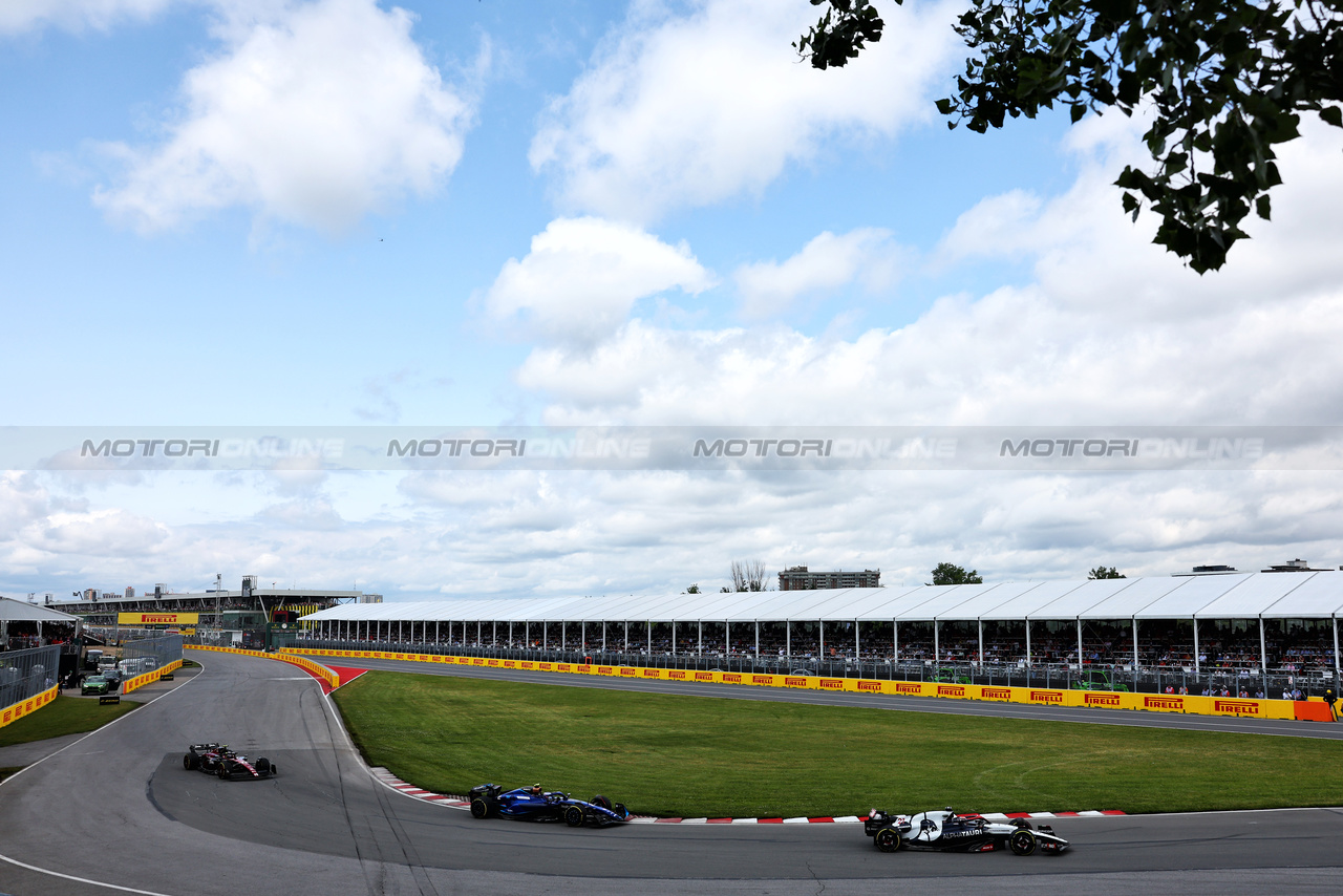 GP CANADA, Nyck de Vries (NLD) AlphaTauri AT04.

18.06.2023. Formula 1 World Championship, Rd 9, Canadian Grand Prix, Montreal, Canada, Gara Day.

- www.xpbimages.com, EMail: requests@xpbimages.com © Copyright: Charniaux / XPB Images