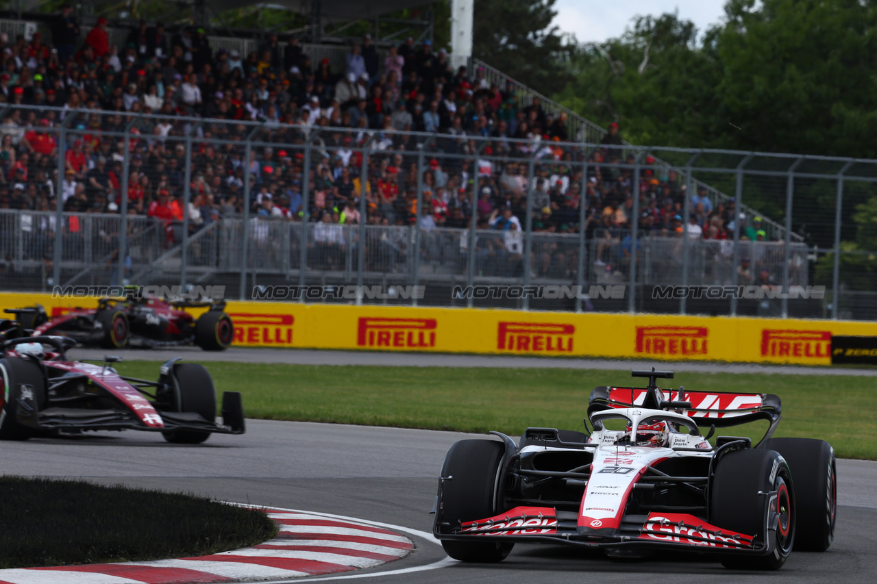 GP CANADA, Kevin Magnussen (DEN) Haas VF-23.

18.06.2023. Formula 1 World Championship, Rd 9, Canadian Grand Prix, Montreal, Canada, Gara Day.

- www.xpbimages.com, EMail: requests@xpbimages.com © Copyright: Batchelor / XPB Images