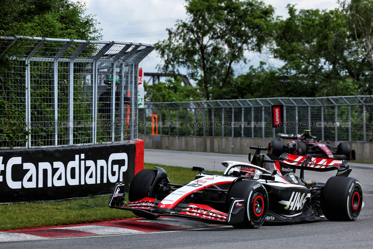 GP CANADA, Kevin Magnussen (DEN) Haas VF-23.

18.06.2023. Formula 1 World Championship, Rd 9, Canadian Grand Prix, Montreal, Canada, Gara Day.

 - www.xpbimages.com, EMail: requests@xpbimages.com © Copyright: Coates / XPB Images
