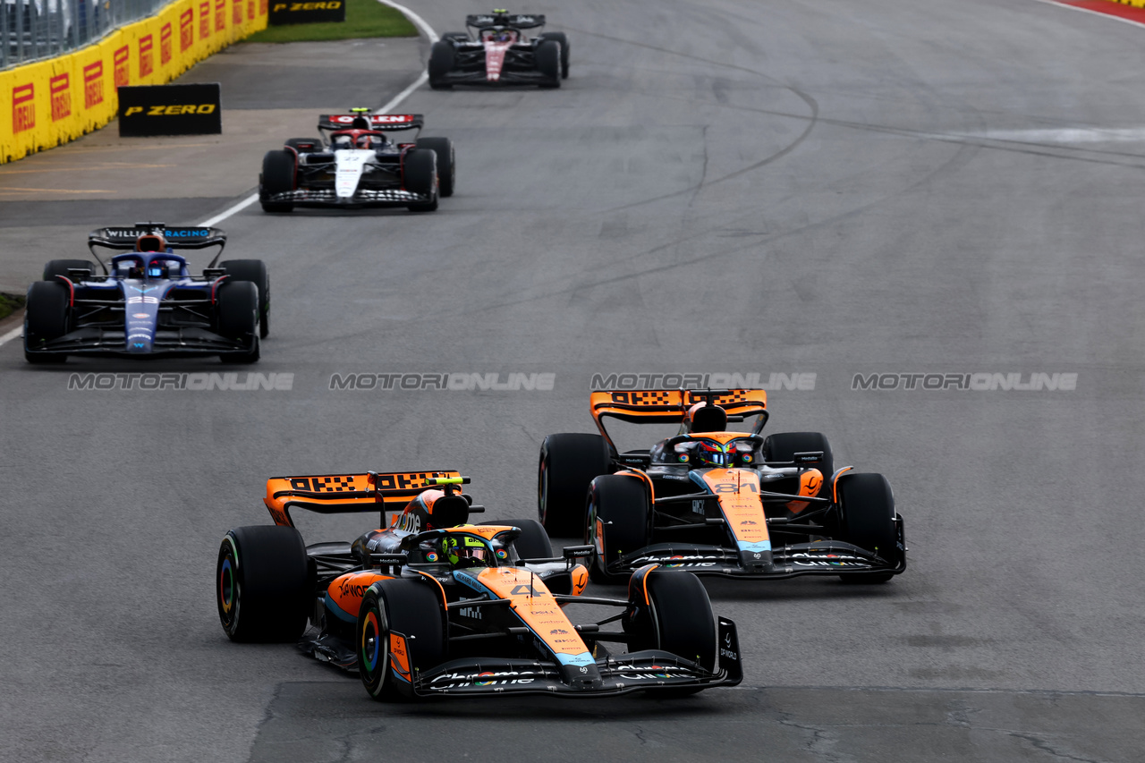 GP CANADA, Lando Norris (GBR) McLaren MCL60 e Oscar Piastri (AUS) McLaren MCL60 battle for position.

18.06.2023. Formula 1 World Championship, Rd 9, Canadian Grand Prix, Montreal, Canada, Gara Day.

- www.xpbimages.com, EMail: requests@xpbimages.com © Copyright: Charniaux / XPB Images