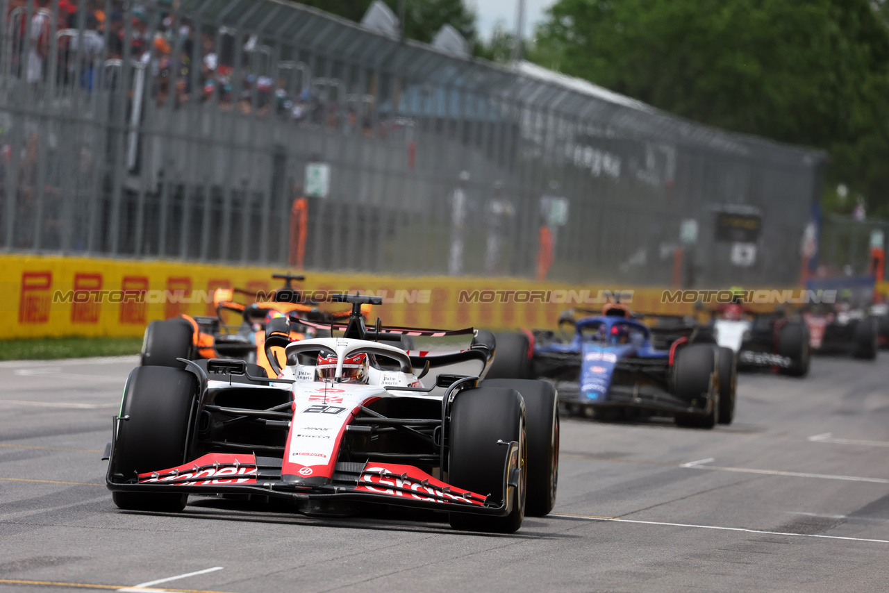 GP CANADA, Kevin Magnussen (DEN) Haas VF-23.

18.06.2023. Formula 1 World Championship, Rd 9, Canadian Grand Prix, Montreal, Canada, Gara Day.

- www.xpbimages.com, EMail: requests@xpbimages.com © Copyright: Batchelor / XPB Images