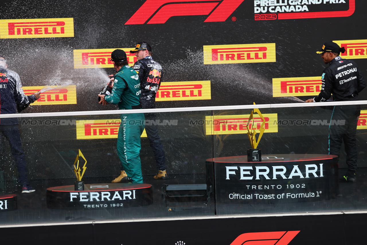 GP CANADA, 1st place Max Verstappen (NLD) Red Bull Racing RB19, 2nd place Fernando Alonso (ESP) Aston Martin F1 Team AMR23 e 3rd place Lewis Hamilton (GBR) Mercedes AMG F1 W14.
18.06.2023. Formula 1 World Championship, Rd 9, Canadian Grand Prix, Montreal, Canada, Gara Day.
- www.xpbimages.com, EMail: requests@xpbimages.com © Copyright: Batchelor / XPB Images