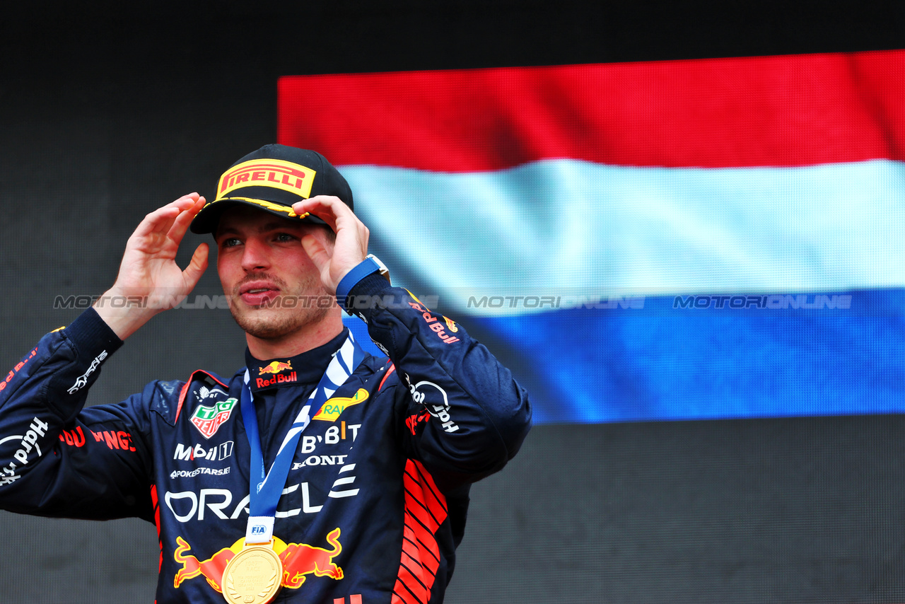 GP CANADA, Gara winner Max Verstappen (NLD) Red Bull Racing on the podium.

18.06.2023. Formula 1 World Championship, Rd 9, Canadian Grand Prix, Montreal, Canada, Gara Day.

 - www.xpbimages.com, EMail: requests@xpbimages.com © Copyright: Coates / XPB Images