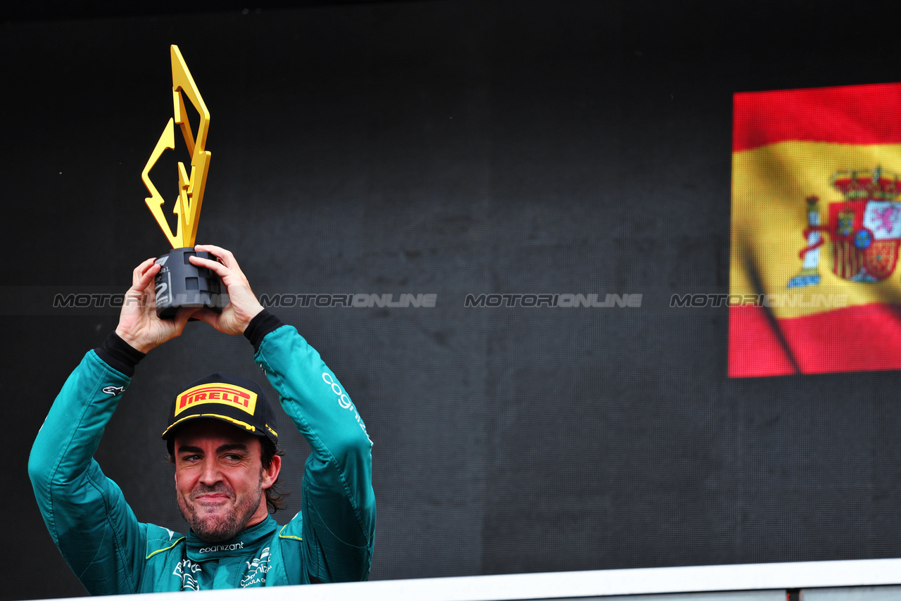 GP CANADA, Fernando Alonso (ESP) Aston Martin F1 Team celebrates his second position on the podium.

18.06.2023. Formula 1 World Championship, Rd 9, Canadian Grand Prix, Montreal, Canada, Gara Day.

 - www.xpbimages.com, EMail: requests@xpbimages.com © Copyright: Coates / XPB Images
