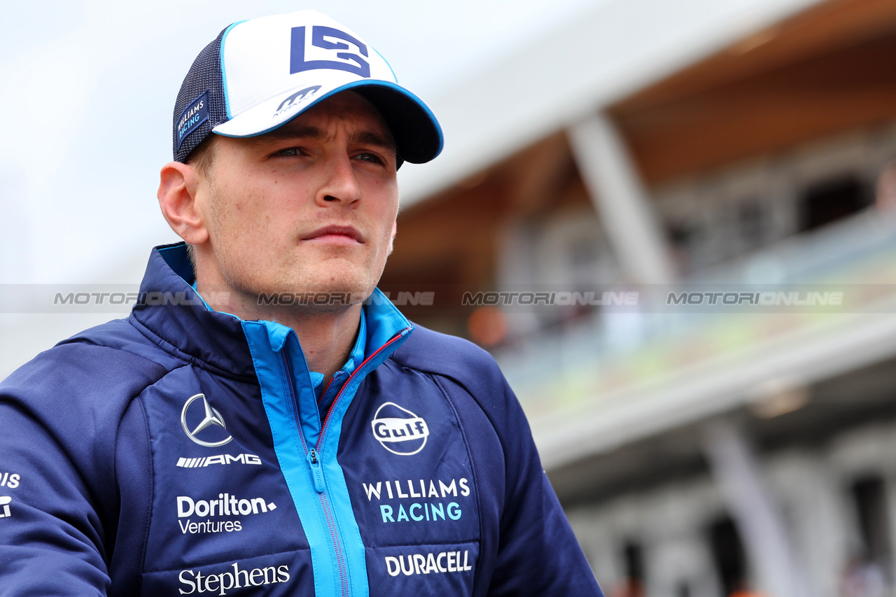 GP CANADA, Logan Sargeant (USA) Williams Racing on the drivers' parade.

18.06.2023. Formula 1 World Championship, Rd 9, Canadian Grand Prix, Montreal, Canada, Gara Day.

- www.xpbimages.com, EMail: requests@xpbimages.com © Copyright: Batchelor / XPB Images