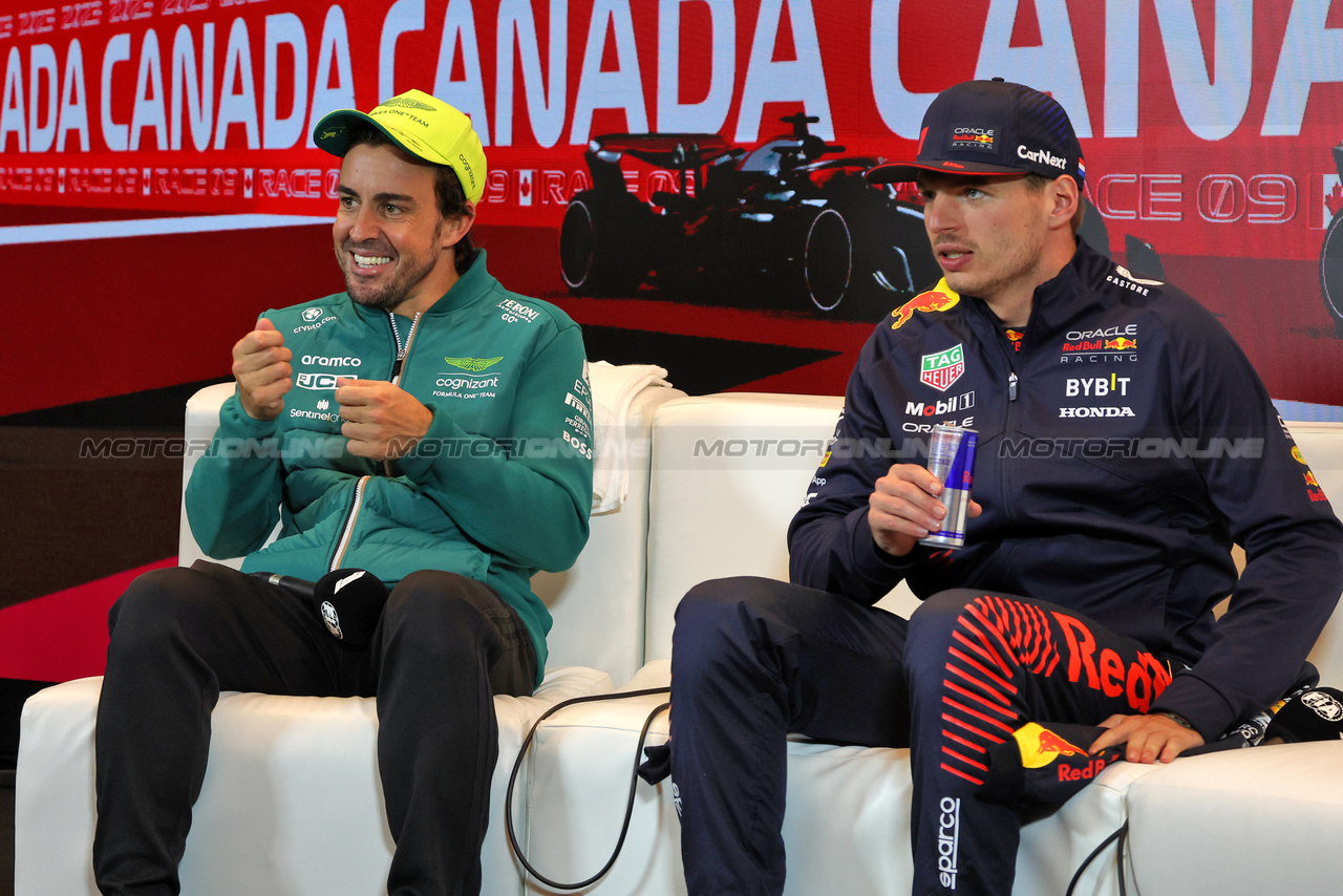 GP CANADA, (L to R): Fernando Alonso (ESP) Aston Martin F1 Team e Max Verstappen (NLD) Red Bull Racing in the post race FIA Press Conference.

18.06.2023. Formula 1 World Championship, Rd 9, Canadian Grand Prix, Montreal, Canada, Gara Day.

- www.xpbimages.com, EMail: requests@xpbimages.com © Copyright: Bearne / XPB Images