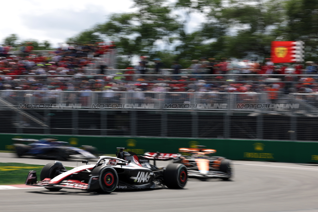 GP CANADA, Nico Hulkenberg (GER) Haas VF-23.

18.06.2023. Formula 1 World Championship, Rd 9, Canadian Grand Prix, Montreal, Canada, Gara Day.

- www.xpbimages.com, EMail: requests@xpbimages.com © Copyright: Bearne / XPB Images