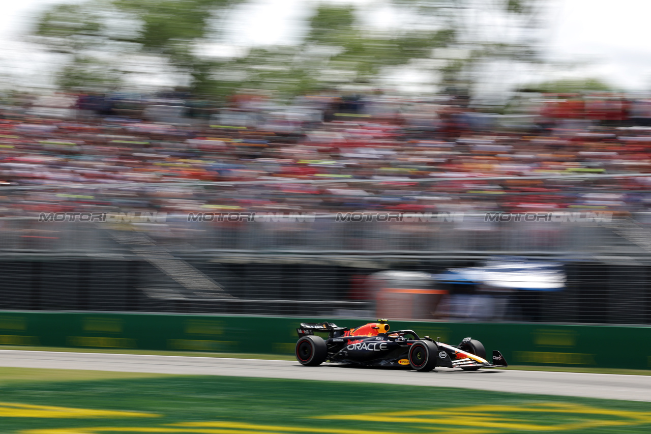 GP CANADA, Sergio Perez (MEX) Red Bull Racing RB19.

18.06.2023. Formula 1 World Championship, Rd 9, Canadian Grand Prix, Montreal, Canada, Gara Day.

- www.xpbimages.com, EMail: requests@xpbimages.com © Copyright: Bearne / XPB Images