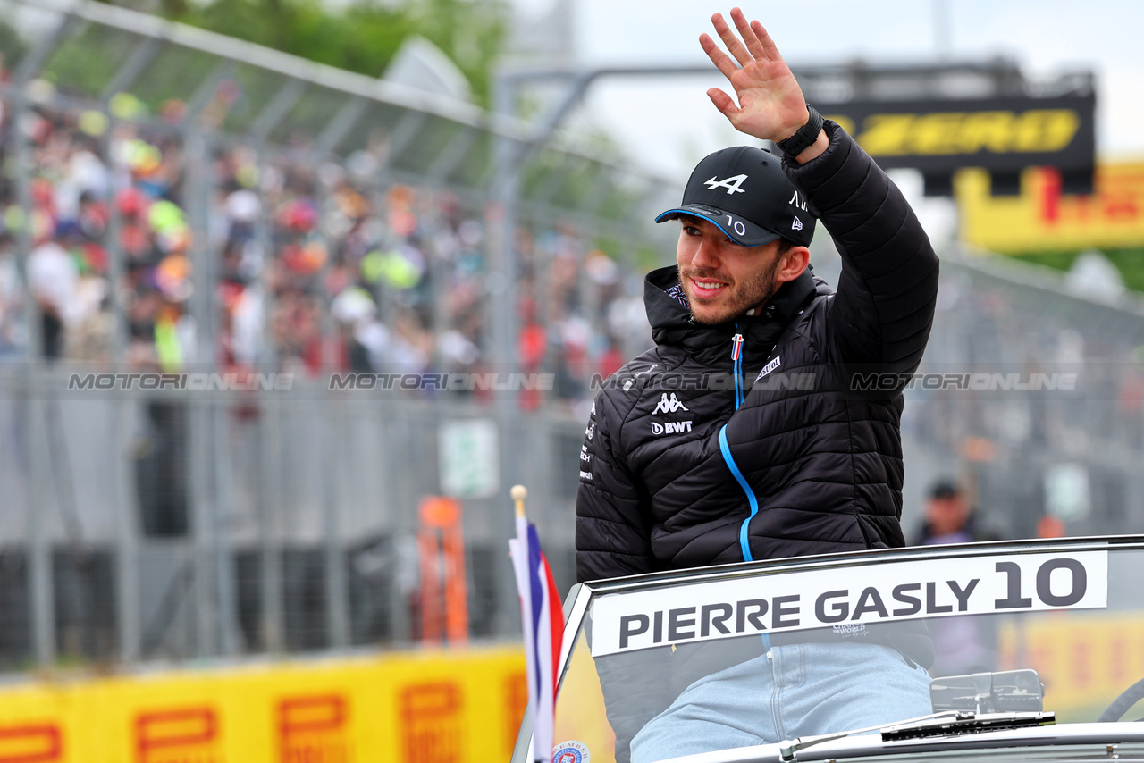 GP CANADA, Pierre Gasly (FRA) Alpine F1 Team on the drivers' parade.

18.06.2023. Formula 1 World Championship, Rd 9, Canadian Grand Prix, Montreal, Canada, Gara Day.

- www.xpbimages.com, EMail: requests@xpbimages.com © Copyright: Batchelor / XPB Images