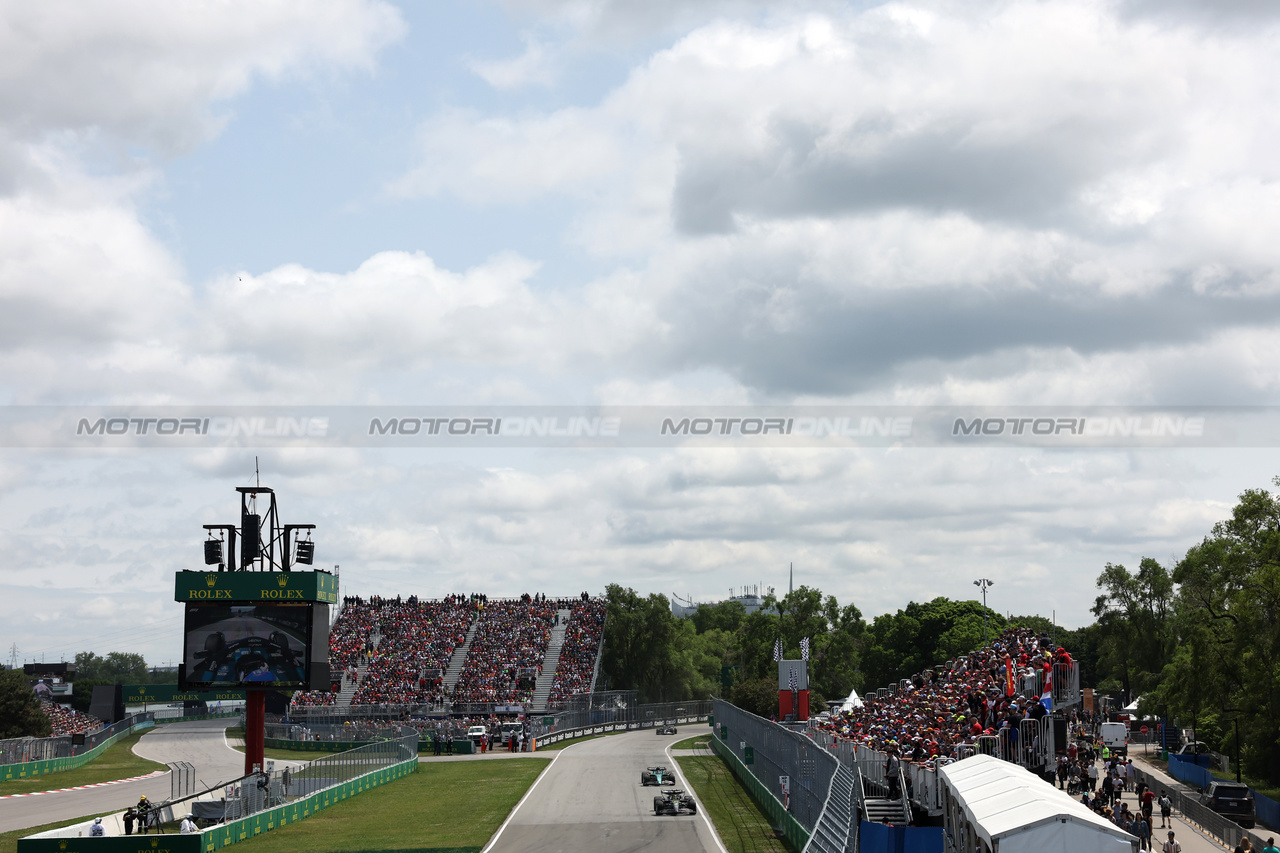 GP CANADA, Lewis Hamilton (GBR) Mercedes AMG F1 W14.

18.06.2023. Formula 1 World Championship, Rd 9, Canadian Grand Prix, Montreal, Canada, Gara Day.

- www.xpbimages.com, EMail: requests@xpbimages.com © Copyright: Bearne / XPB Images